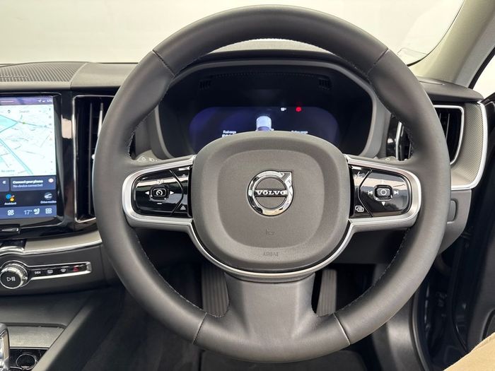 Volvo XC60 2024