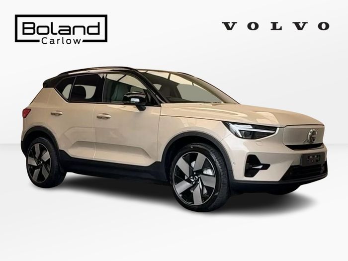 Volvo EX40 2026