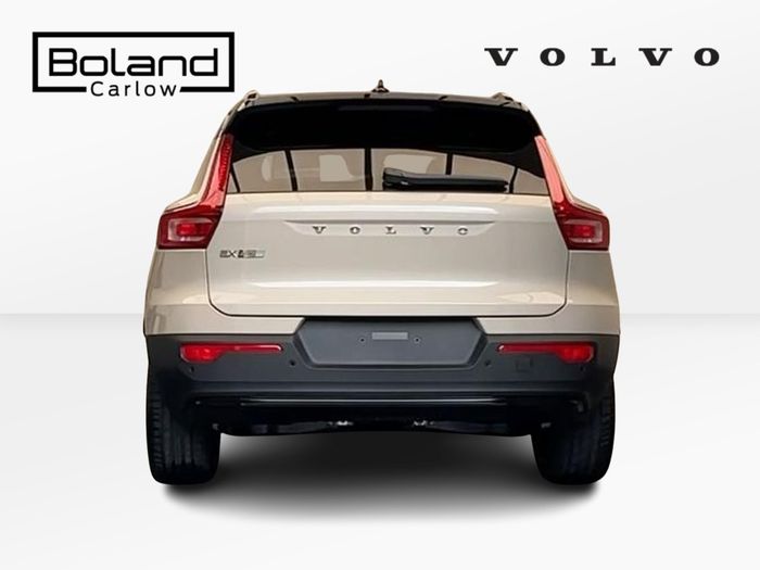 Volvo EX40 2026