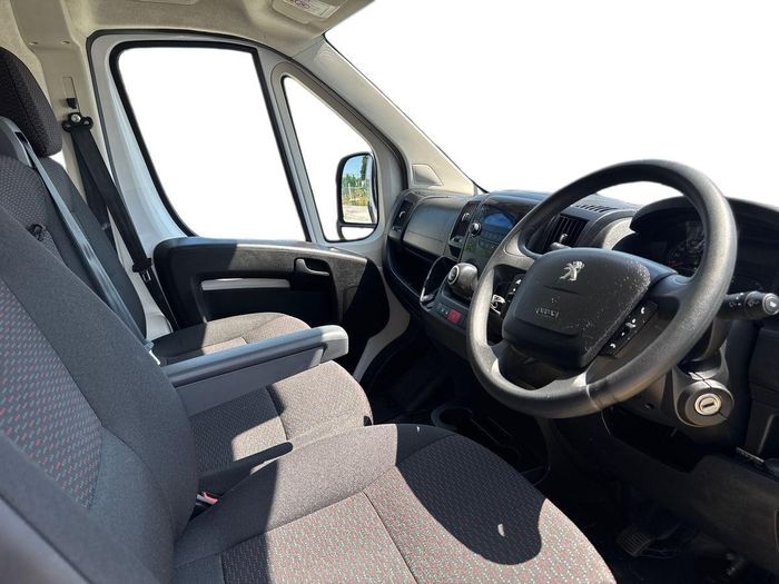 Peugeot Boxer 2023