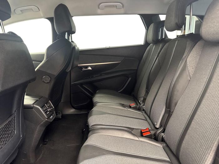 Peugeot 5008 2022