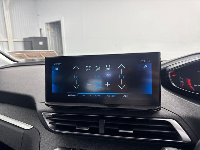 Peugeot 5008 2022
