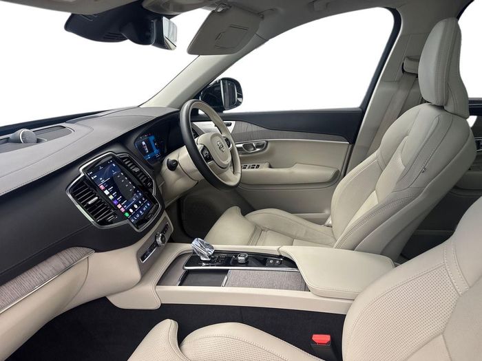 Volvo XC90 2024