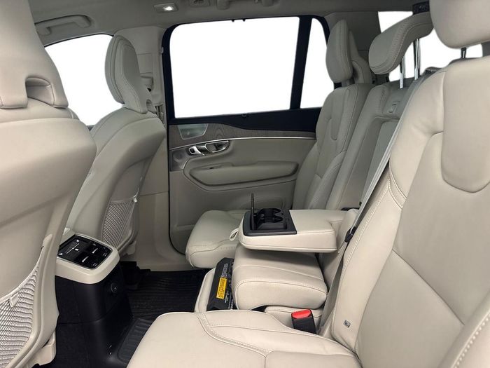 Volvo XC90 2024