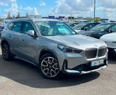 BMW iX1 2024