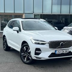 Volvo XC60 2025