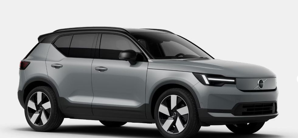 Volvo EX40 2027