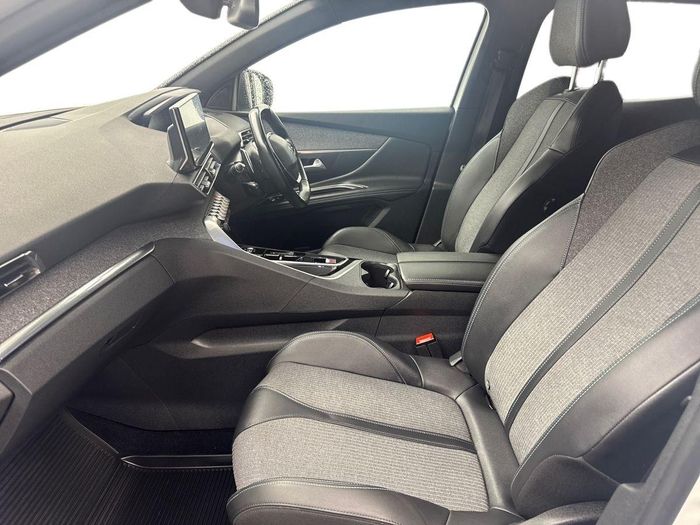 Peugeot 3008 2023