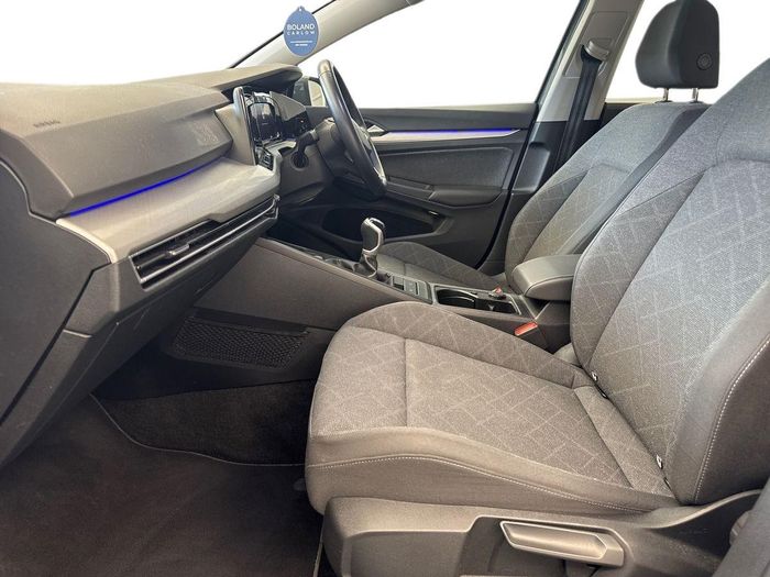 Volkswagen Golf 2024