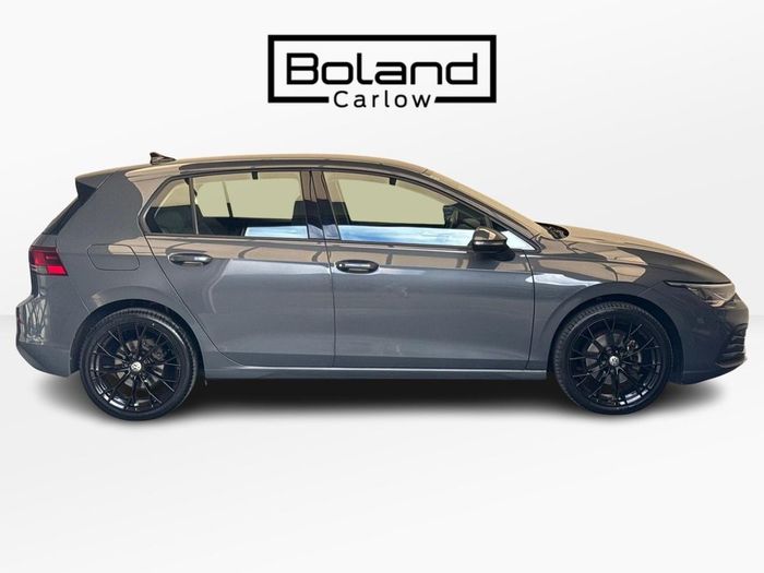 Volkswagen Golf 2024