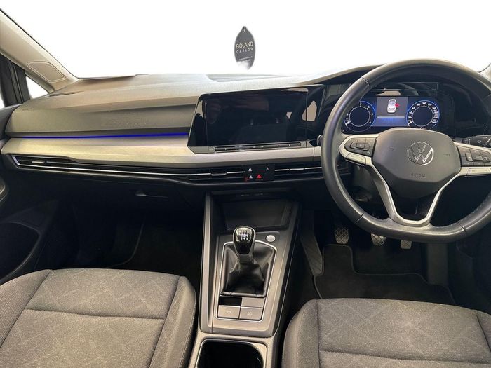 Volkswagen Golf 2024