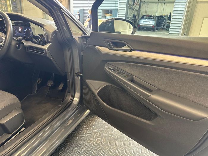 Volkswagen Golf 2024