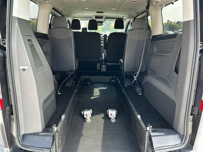 Ford Tourneo Custom 2021