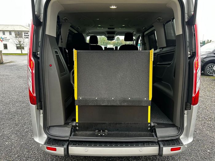 Ford Tourneo Custom 2024
