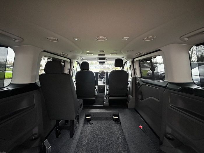 Ford Tourneo Custom 2024