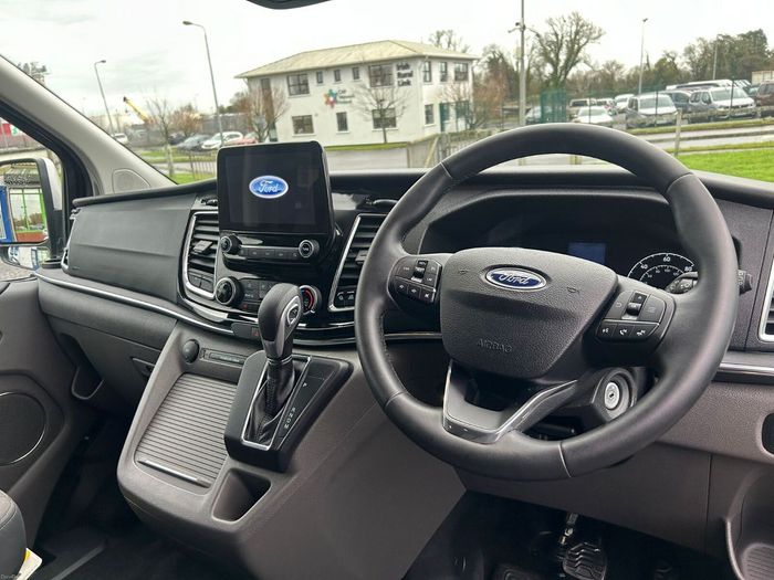 Ford Tourneo Custom 2024