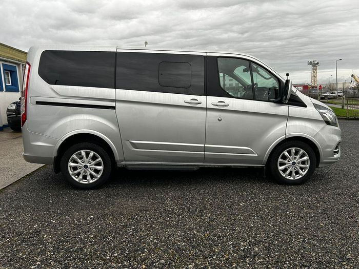 Ford Tourneo Custom 2024