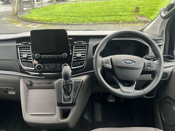 Ford Tourneo Custom 2024
