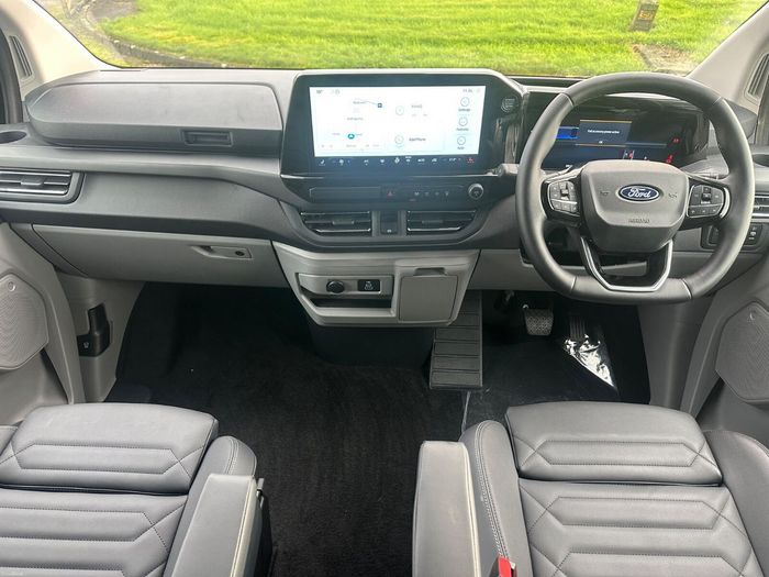 Ford Tourneo Custom 2026