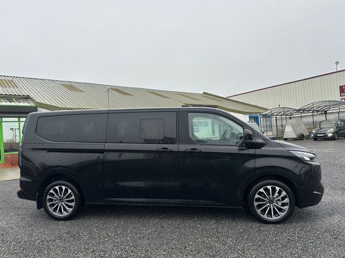 Ford Tourneo Custom 2026