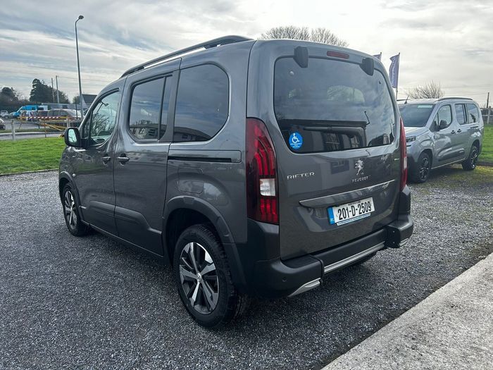 Peugeot Rifter 2020