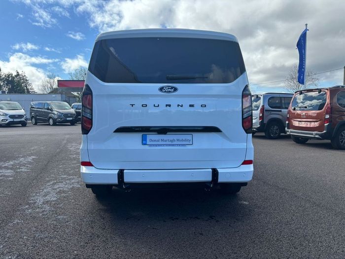 Ford Tourneo Custom 2026