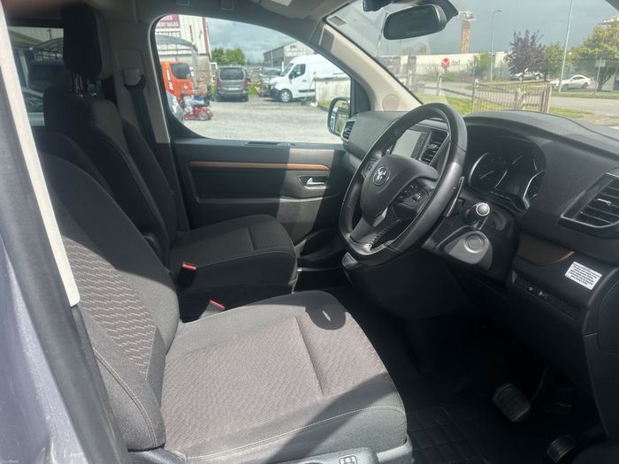 Toyota Proace 2024
