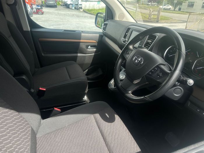 Toyota Proace 2024