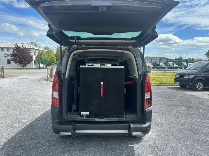 Peugeot Rifter 2021