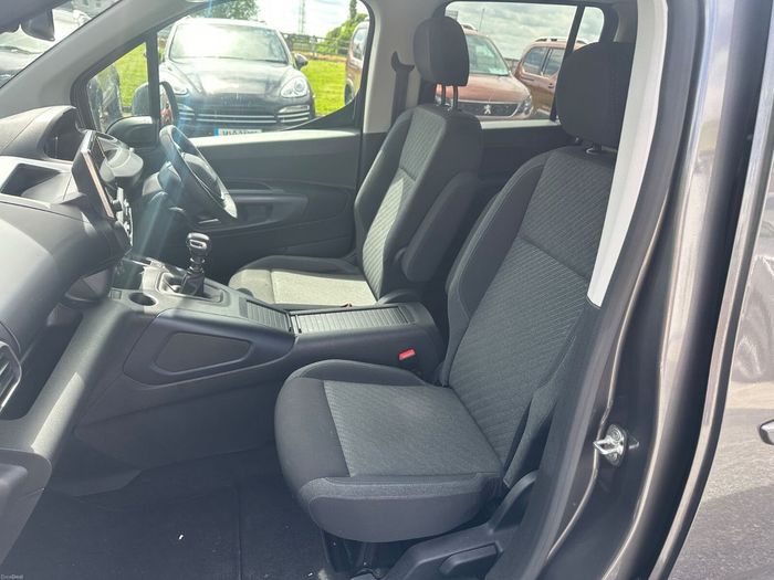 Peugeot Rifter 2021