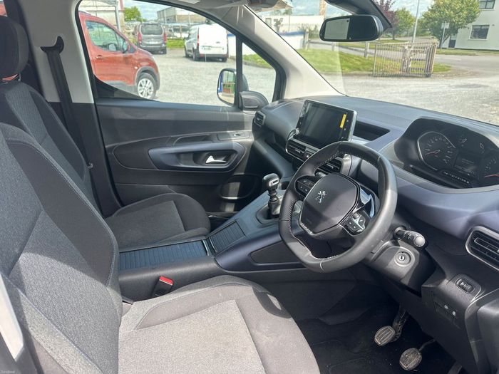 Peugeot Rifter 2021