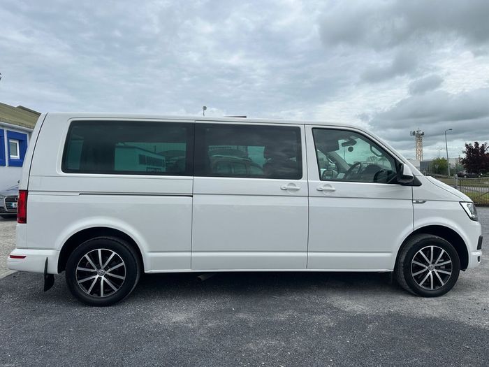 Volkswagen Caravelle 2018