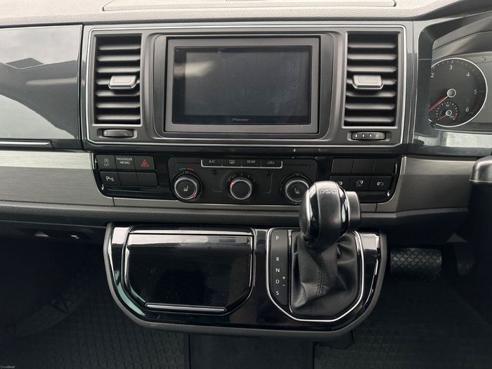 Volkswagen Caravelle 2018