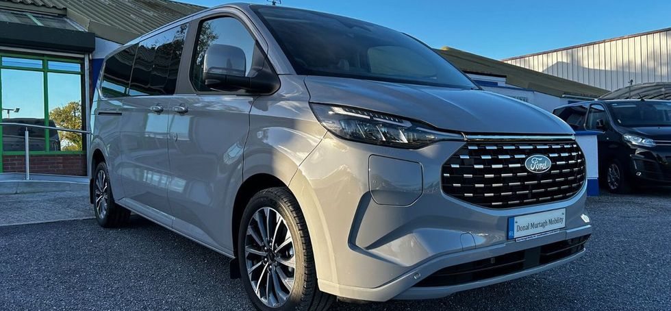 Ford Tourneo Custom 2026