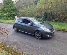Peugeot 208 2013