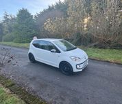 Volkswagen Up! 2014