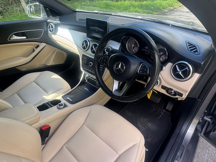 Mercedes-Benz CLA 2016