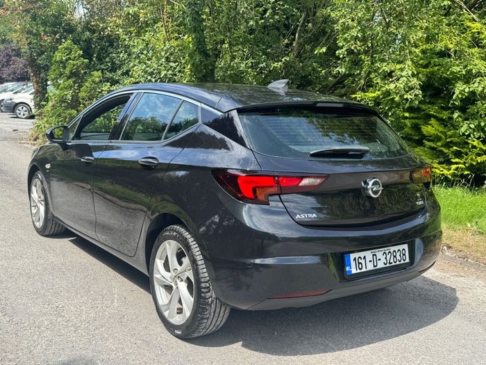 Opel Astra 2016