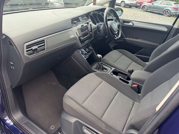 Volkswagen Touran 2016