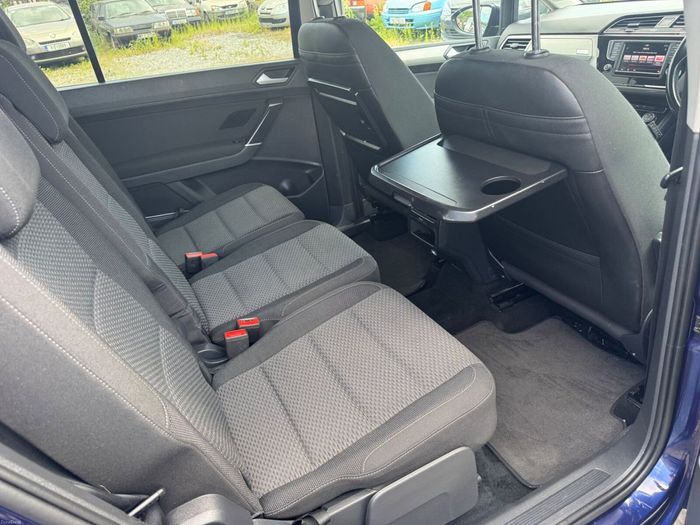 Volkswagen Touran 2016