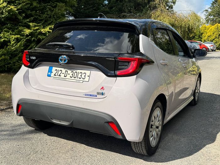 Toyota Yaris 2021