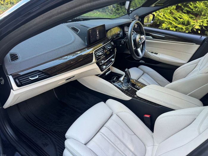 BMW 5 Series 2019