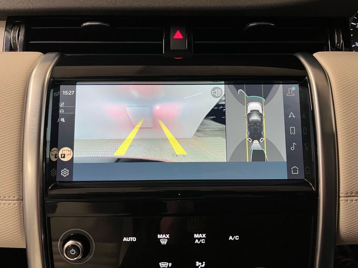 Land Rover Discovery Sport 2023