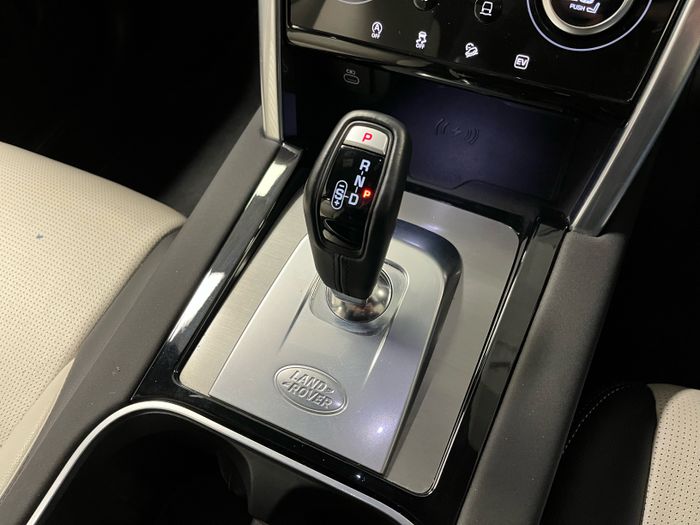 Land Rover Discovery Sport 2023