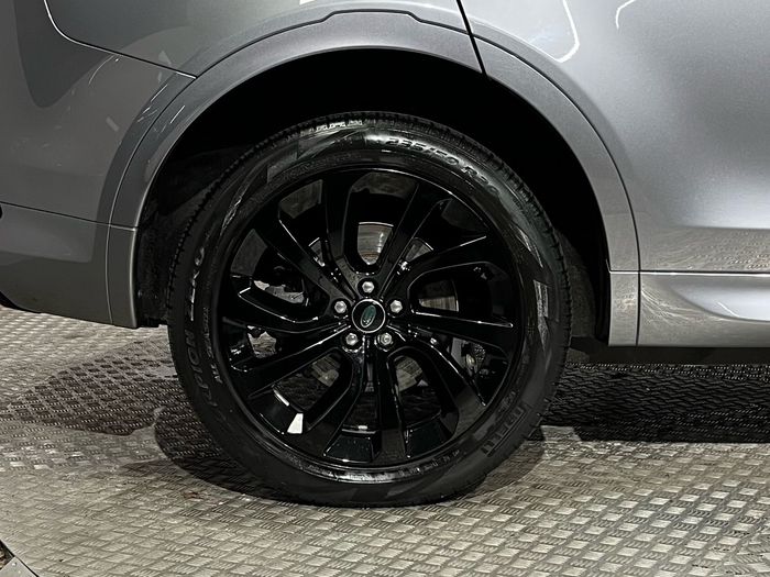 Land Rover Discovery Sport 2023