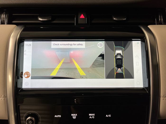 Land Rover Discovery Sport 2023