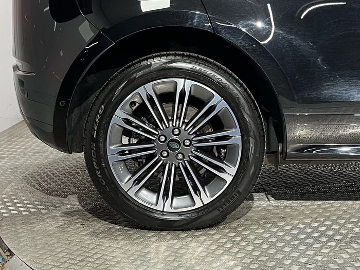 Land Rover Range Rover Evoque 2025