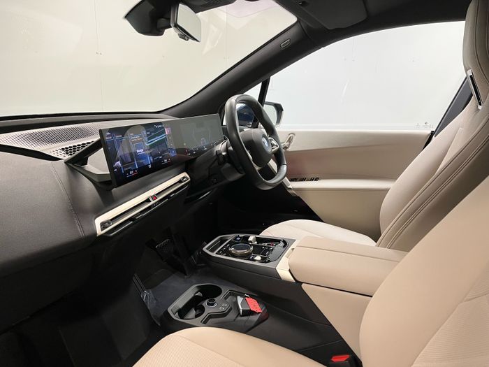 BMW IX 2022