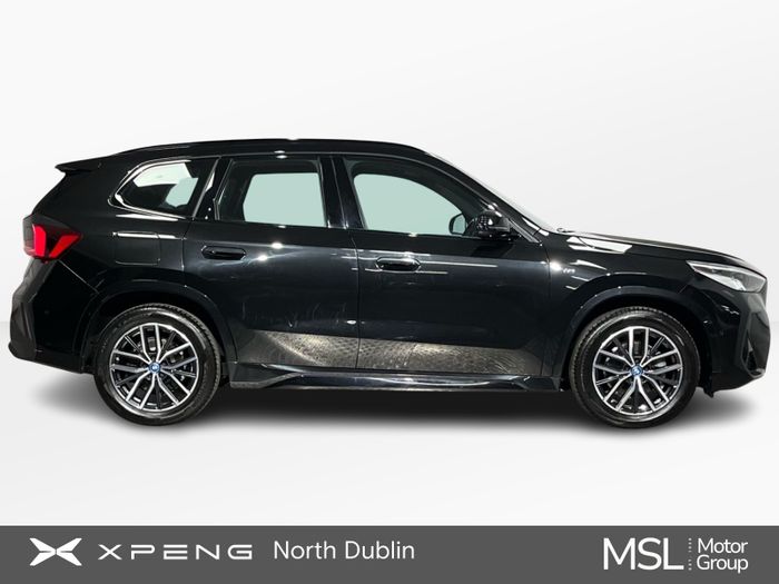 BMW iX1 2024
