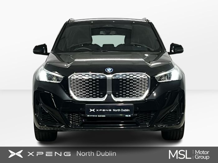 BMW iX1 2024